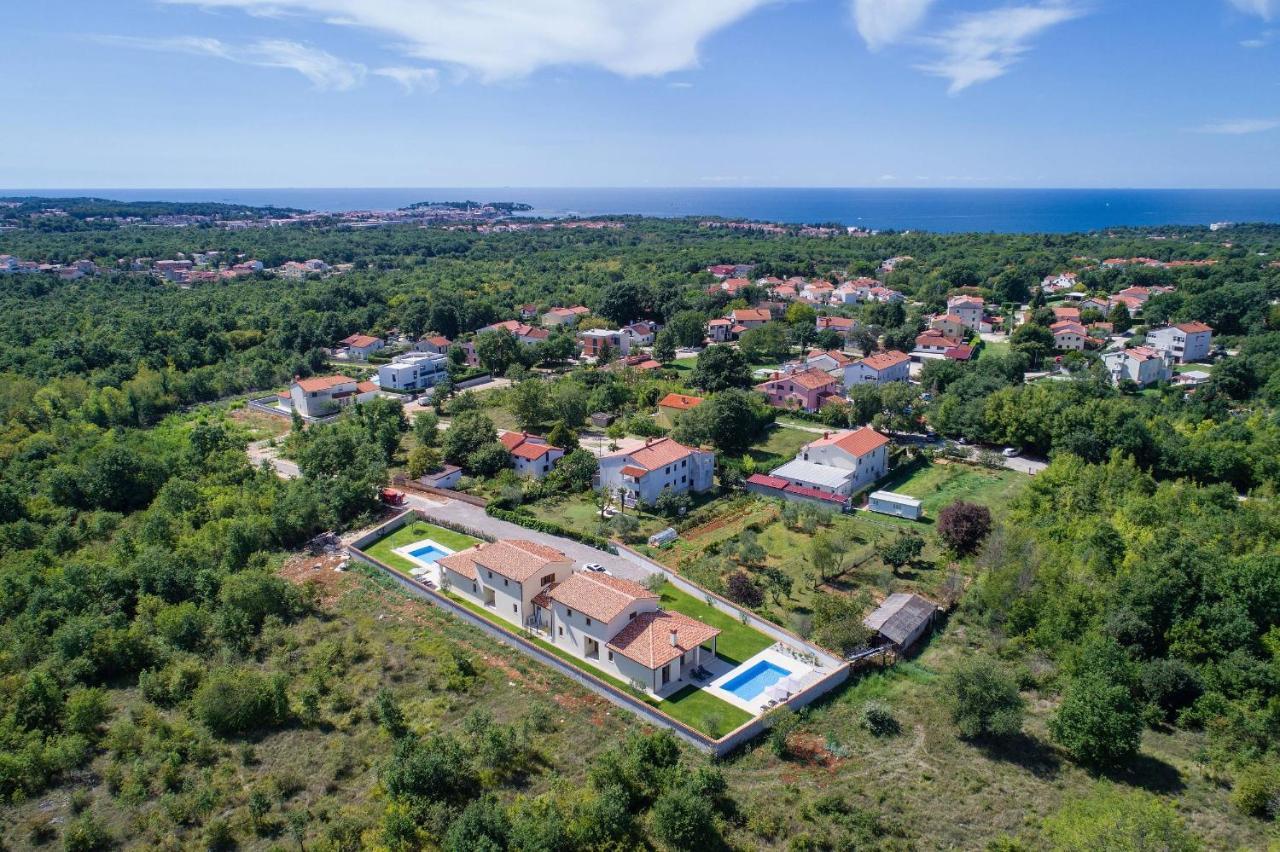 Holiday House Luca Porec Ngoại thất bức ảnh