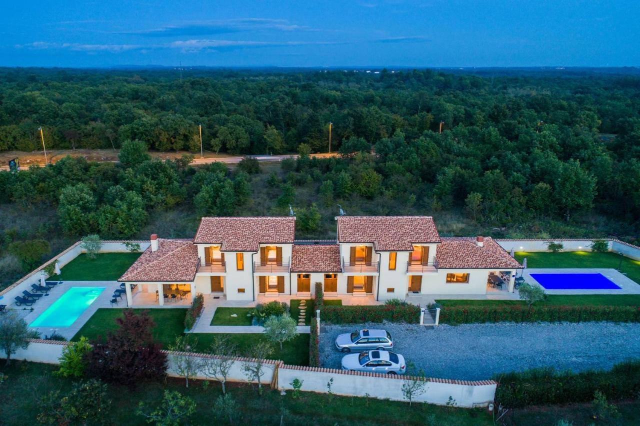 Holiday House Luca Porec Ngoại thất bức ảnh